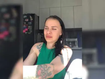 MaidenCrystal  live sex cam