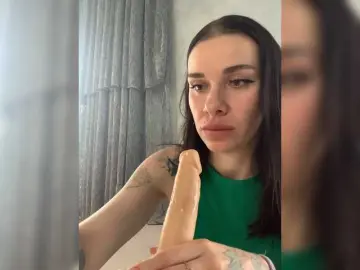 MaidenCrystal  live sex cam