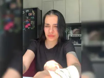 MaidenCrystal  live sex cam