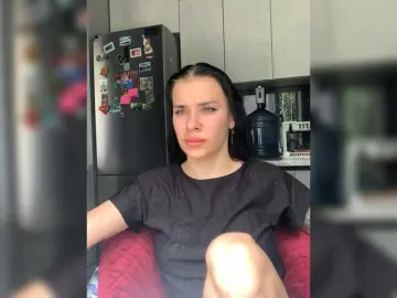 MaidenCrystal  live sex cam