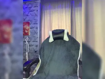 MaidenCrystal  live sex cam