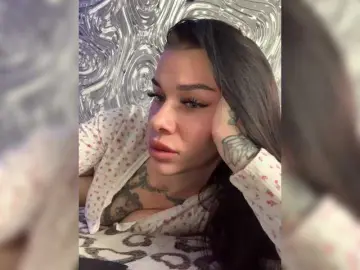 MaidenCrystal  live sex cam