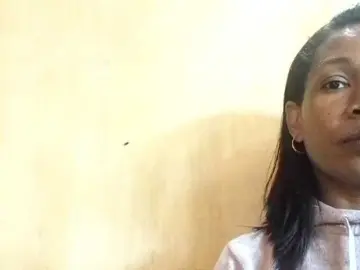 Rsylvie  live sex cam