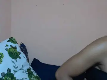 Rsylvie  live sex cam