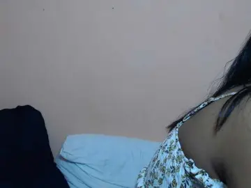 Rsylvie  live sex cam