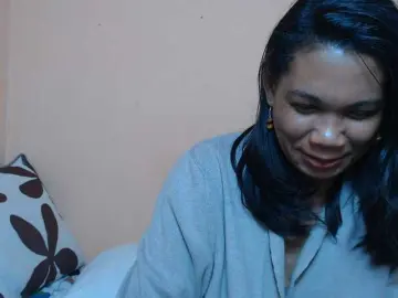 Rsylvie  live sex cam