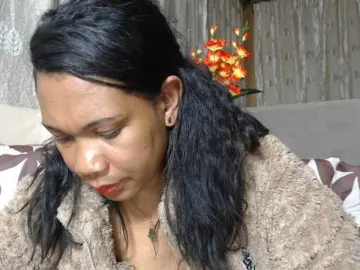 Rsylvie  live sex cam
