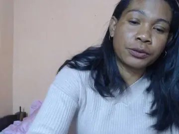 Rsylvie  live sex cam