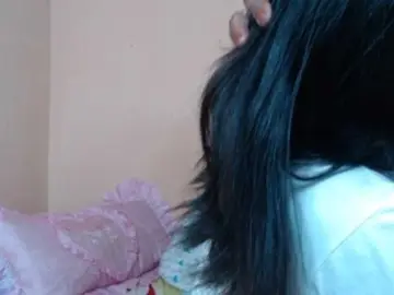 Rsylvie  live sex cam