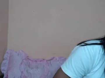 Rsylvie  live sex cam