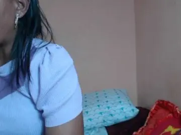 Rsylvie  live sex cam