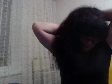 Sylvia-5  live sex cam