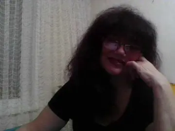 Sylvia-5  live sex cam