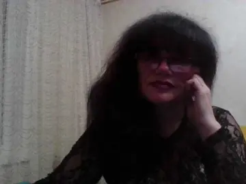 Sylvia-5  live sex cam