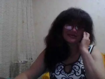 Sylvia-5  live sex cam