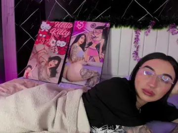 Candy-leila  live sex cam