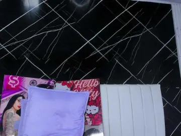 Candy-leila  live sex cam