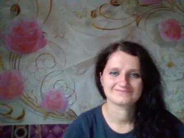 Strawbery654  live sex cam