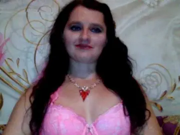 Strawbery654  live sex cam