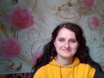 Strawbery654  live sex cam