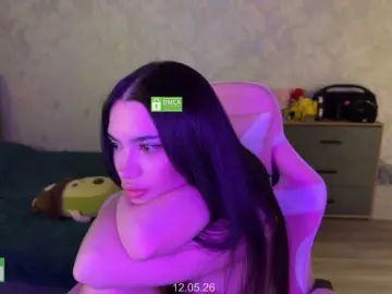 BabyCutiee  live sex cam