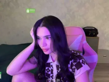 BabyCutiee  live sex cam