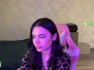 BabyCutiee  live sex cam
