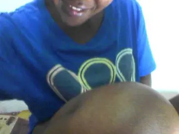 Cutie12  live sex cam