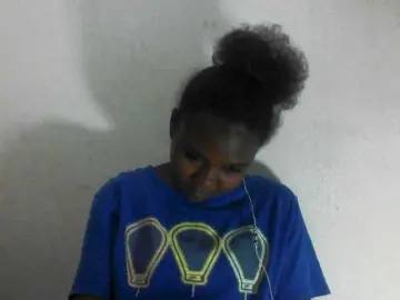 Cutie12  live sex cam