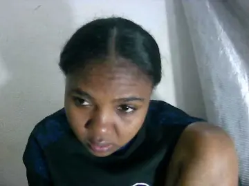 Cutie12  live sex cam