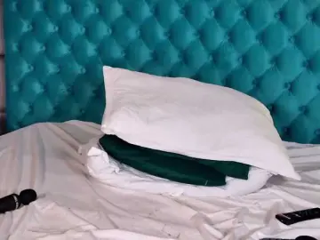 ElefteriaBlys  live sex cam