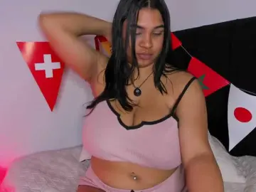 Lila-Jonees  live sex cam