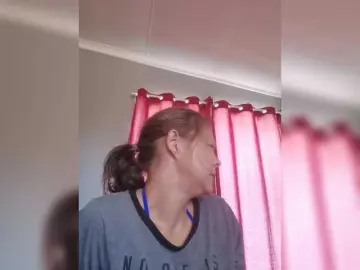 Rosieleeann  live sex cam