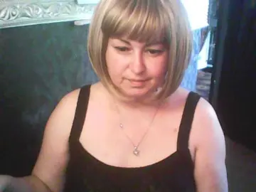 Gospoja69  live sex cam