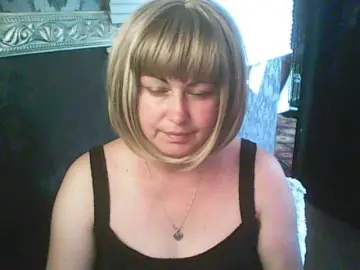 Gospoja69  live sex cam
