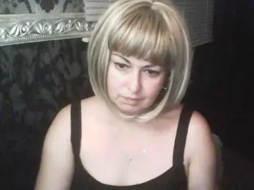 Gospoja69  live sex cam