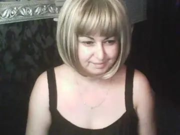 Gospoja69  live sex cam