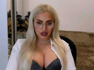 Lovelyblondyx  live sex cam