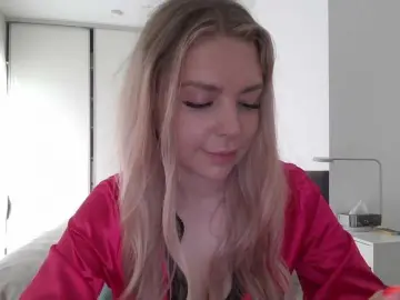 Blondie8853  live sex cam