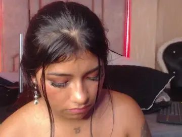 ChantalPetit  live sex cam