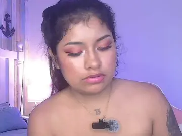 ChantalPetit  live sex cam