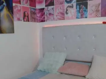 Gemma-Hot  live sex cam