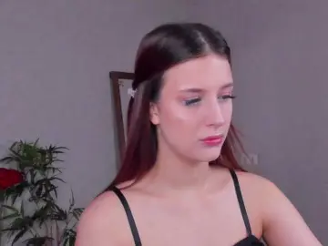 Lisa-Allison  live sex cam