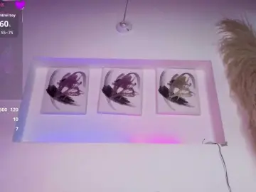 Luna-Maisoon  live sex cam