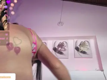 Luna-Maisoon  live sex cam