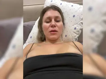 MarinaFit  live sex cam