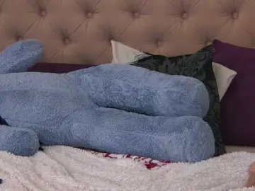 VannyFoxx  live sex cam