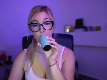 Leokitty  live sex cam