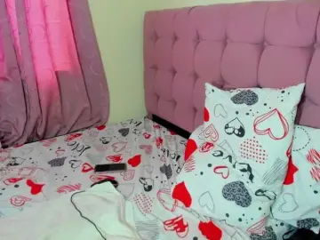 Meganandjhon  live sex cam