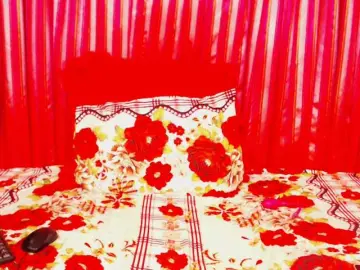 DivineBootyxxx  live sex cam